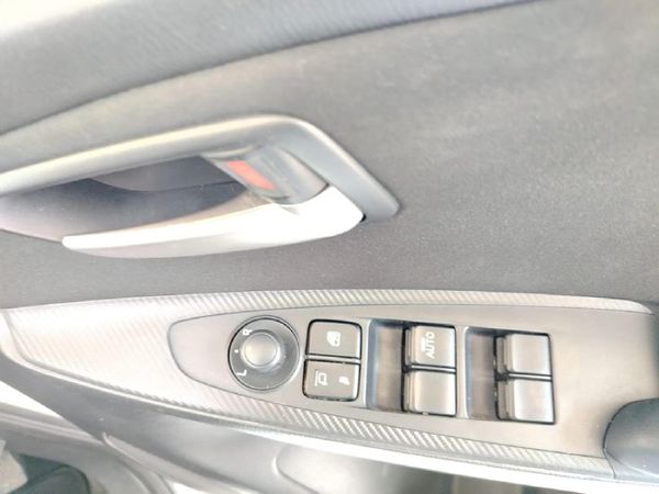 2018-Mazda-2-15-Dynamic-Auto-5-dr image:19