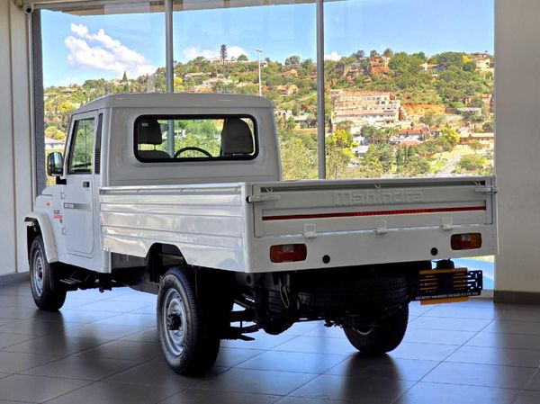 2026-Mahindra-Bolero-Maxi-Truck-25-TD-Single-Cab image:9