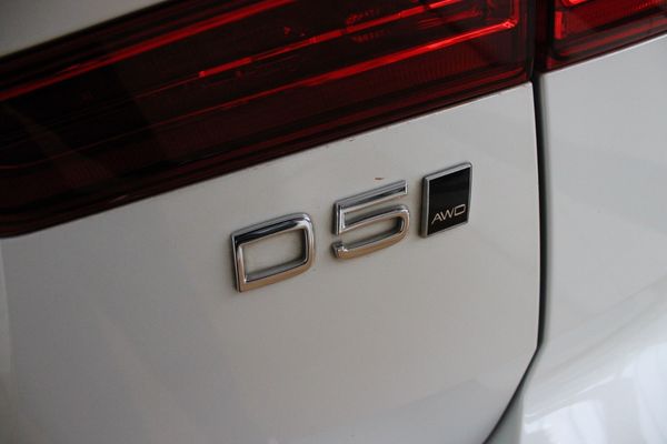 2021-Volvo-XC60-D5-Inscription-Auto-AWD image:9