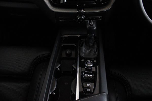 2021-Volvo-XC60-D5-Inscription-Auto-AWD image:13