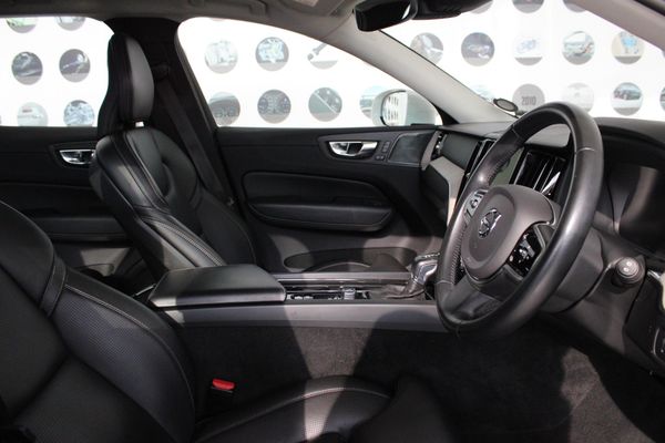 2021-Volvo-XC60-D5-Inscription-Auto-AWD image:7