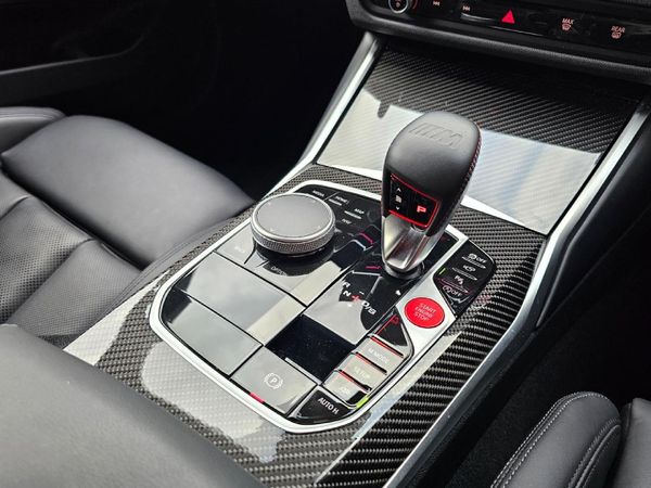 2025-BMW-M3-Competition-Touring-M-xDrive image:11