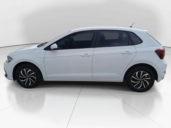 2024-Volkswagen-Polo-10-TSI image:3