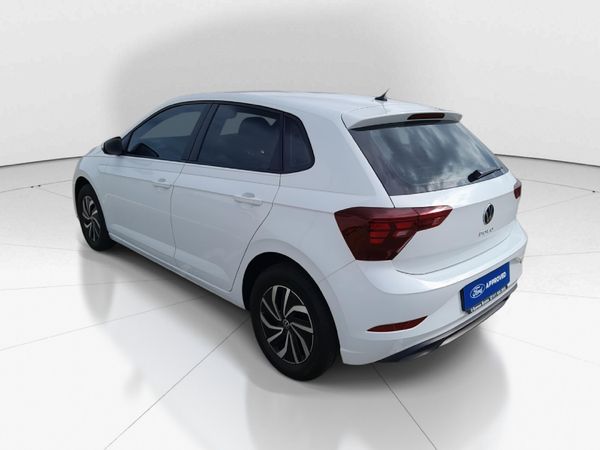 2024-Volkswagen-Polo-10-TSI image:4
