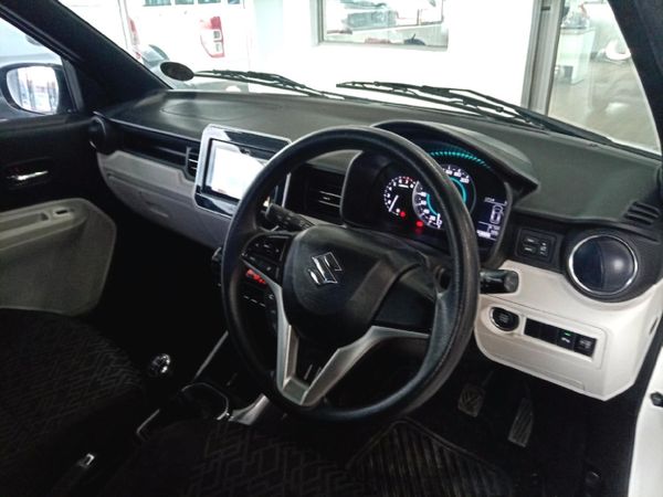 2021-Suzuki-Ignis-12-GLX image:2