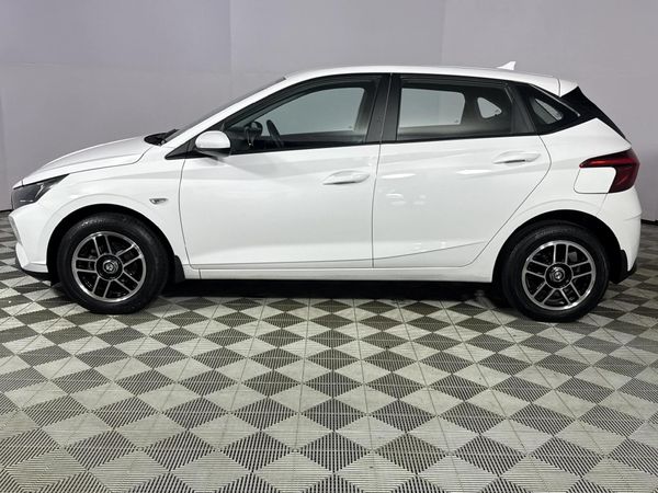 2023-Hyundai-i20-14-Motion-Auto image:18