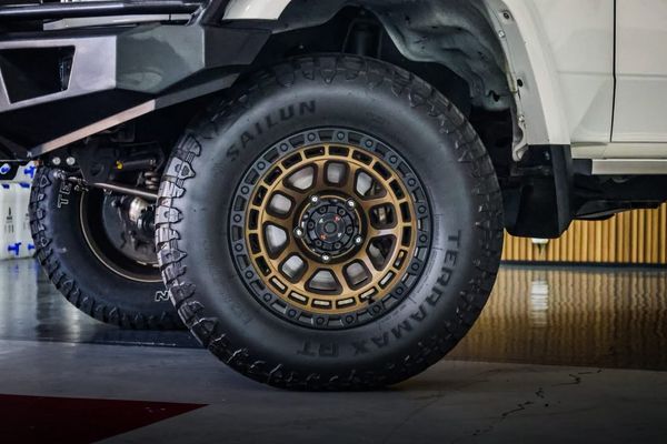 2019-Toyota-Land-Cruiser-79-45-D-4D-LV-V8-DOUBLE-CAB image:17