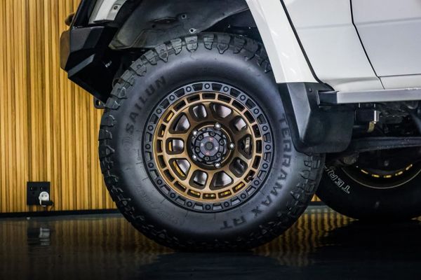 2019-Toyota-Land-Cruiser-79-45-D-4D-LV-V8-DOUBLE-CAB image:18