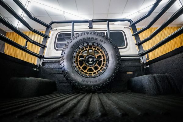2019-Toyota-Land-Cruiser-79-45-D-4D-LV-V8-DOUBLE-CAB image:5