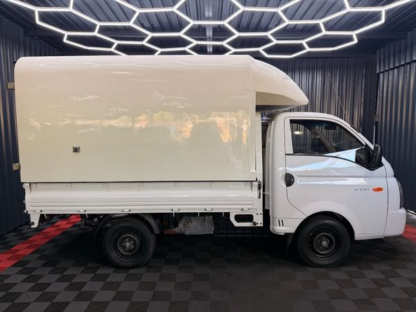 2021-Hyundai-H100-Bakkie-26D-Dropside image:2