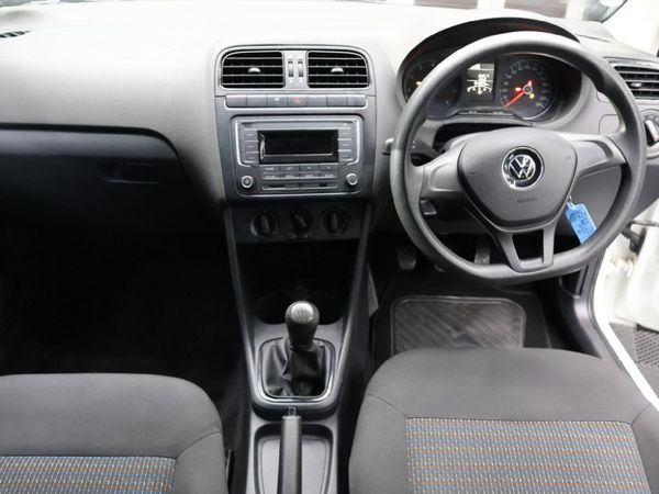 2023-Volkswagen-Polo-Vivo-14-Trendline-5-dr image:10