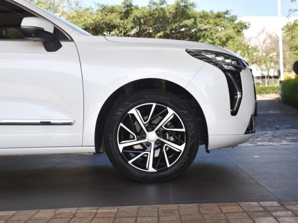 2024-Haval-Jolion-15T-Super-Luxury-Auto image:5