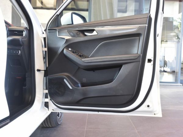 2024-Haval-Jolion-15T-Super-Luxury-Auto image:7