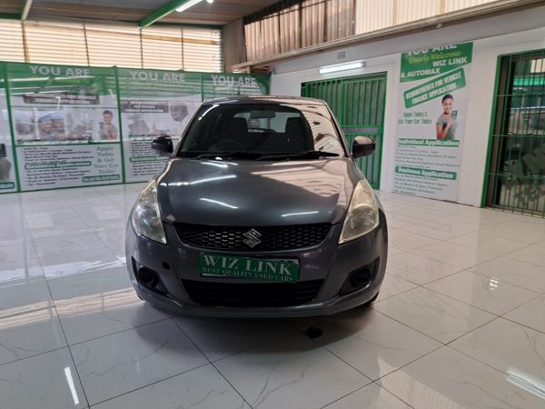 2015-Suzuki-Swift-12-GL image:1