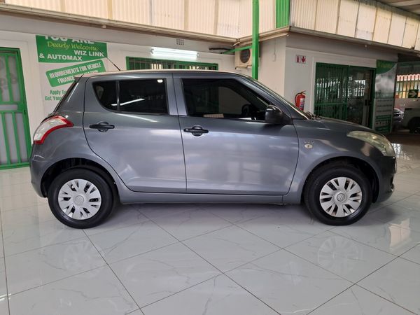 2015-Suzuki-Swift-12-GL image:3