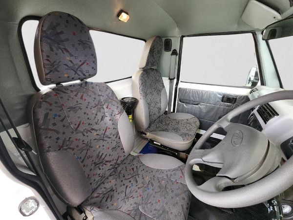 2026-Mahindra-Bolero-Maxi-Truck-25-TD-Single-Cab image:15