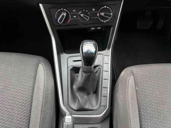 2025-Volkswagen-Polo-10-TSI-Life-Auto-DSG image:14