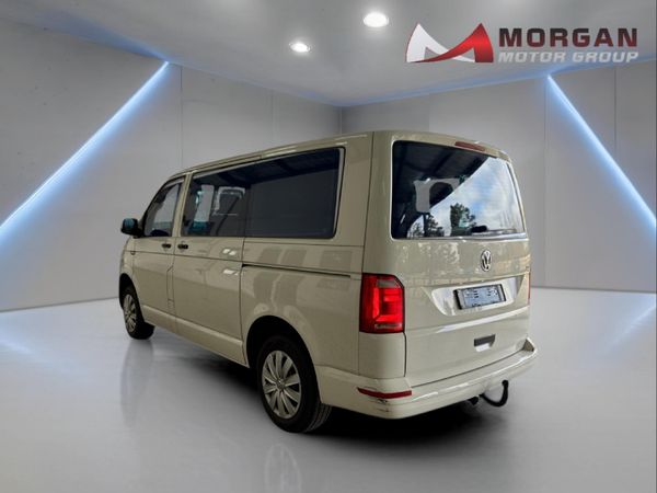 2017-Volkswagen-Kombi-20-TDI-Auto-103kW-Trendline image:4