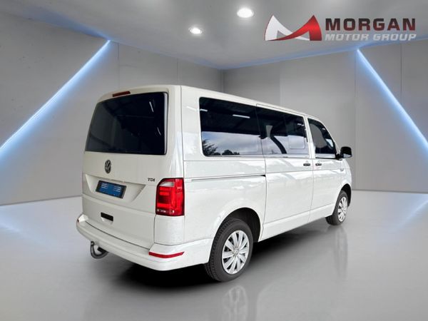 2017-Volkswagen-Kombi-20-TDI-Auto-103kW-Trendline image:6