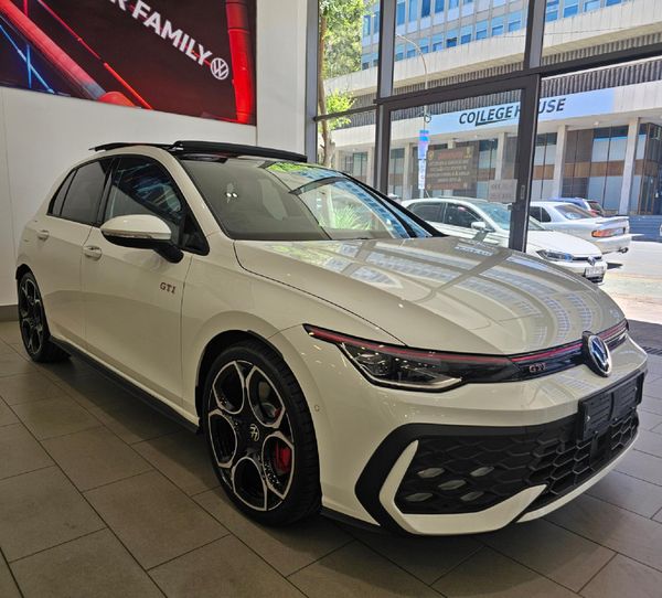 2026-Volkswagen-Golf-8-GTI-20-TSI-DSG image:20
