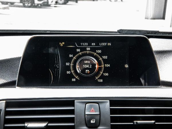 2017-BMW-3-Series-320i-M-Sport-Auto image:10