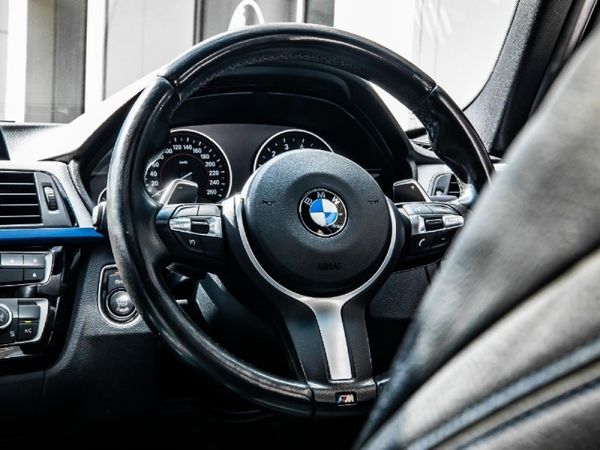 2017-BMW-3-Series-320i-M-Sport-Auto image:20
