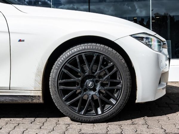 2017-BMW-3-Series-320i-M-Sport-Auto image:4