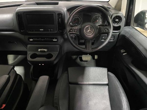 2025-Mercedes-Benz-Vito-116-20-CDI-Tourer-Pro-Auto image:16