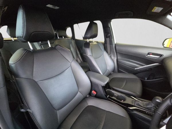 2023-Toyota-Corolla-Cross-18-XR-Hybrid image:15