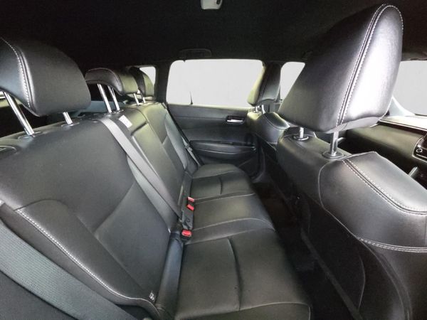2023-Toyota-Corolla-Cross-18-XR-Hybrid image:16