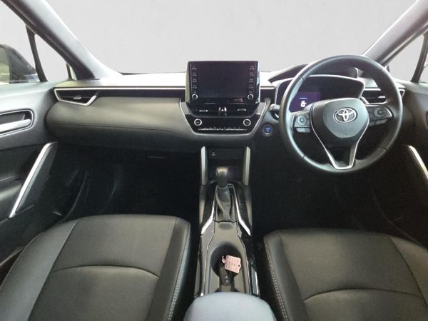2023-Toyota-Corolla-Cross-18-XR-Hybrid image:17