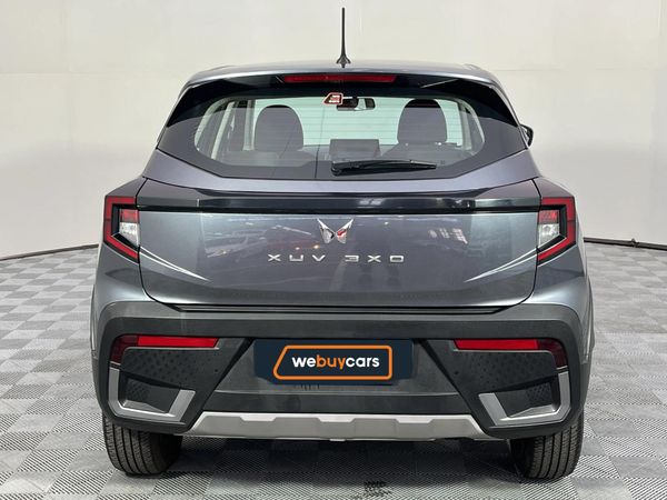 2025-Mahindra-XUV-3XO-12T-MX2 image:17