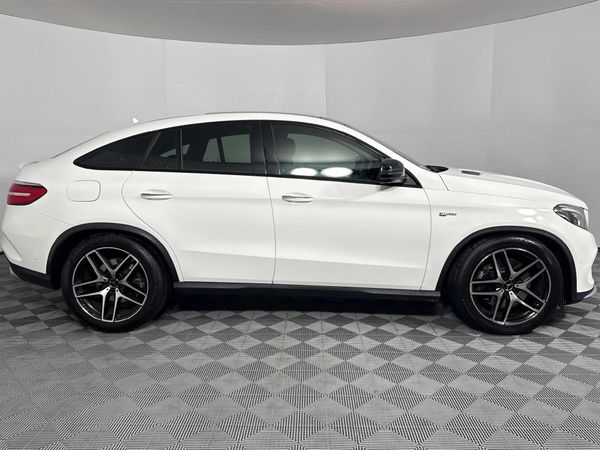 2018-Mercedes-AMG-GLE-Coupe-450-43-AMG-4Matic image:17