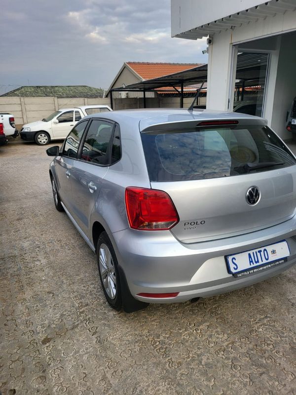 2021-Volkswagen-Polo-Vivo-14-Trendline-5-dr image:4