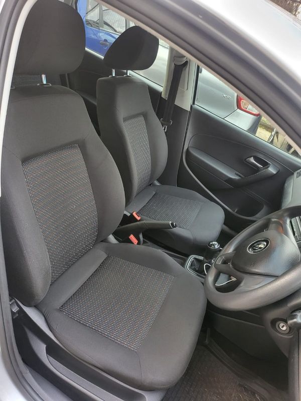 2021-Volkswagen-Polo-Vivo-14-Trendline-5-dr image:7