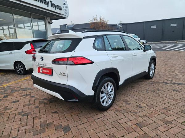2025-Toyota-Corolla-Cross-18-XS-Hybrid image:1