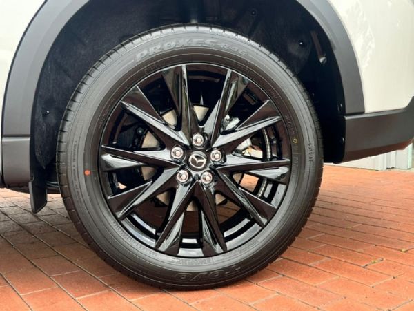 2026-Mazda-CX-5-20-Carbon-Edition-Auto image:3