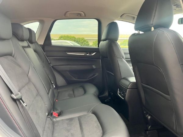 2026-Mazda-CX-5-20-Carbon-Edition-Auto image:4