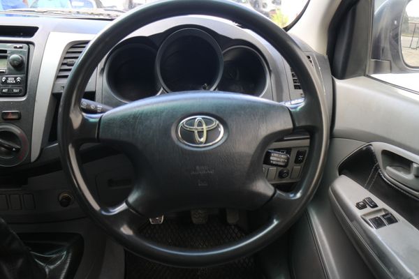 2012-Toyota-Hilux-30-D-4D-Raider-Xtra-Cab-4x4 image:12