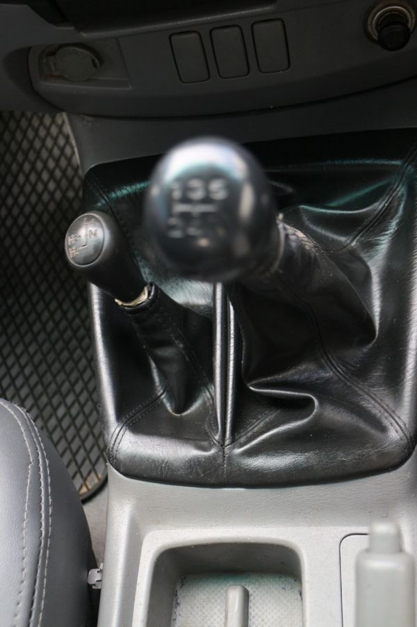 2012-Toyota-Hilux-30-D-4D-Raider-Xtra-Cab-4x4 image:3