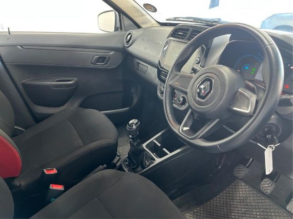 2022-Renault-Kwid-10-Techno image:9