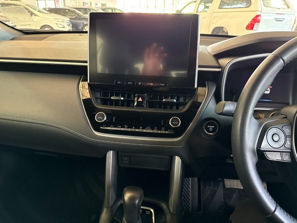 2025-Toyota-Corolla-Cross-COROLLA-CROSS image:14