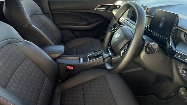 2025-MG-MG3-15-Delux-Auto image:5