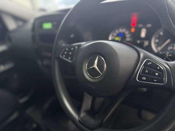2023-Mercedes-Benz-Vito-116-20-CDI-Tourer-Pro-Auto image:12