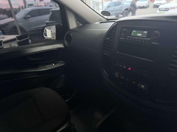 2023-Mercedes-Benz-Vito-116-20-CDI-Tourer-Pro-Auto image:18