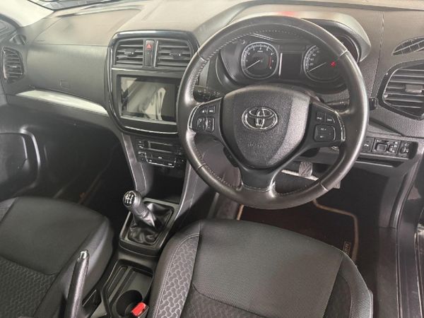 2021-Toyota-Urban-Cruiser-15-Xr image:8
