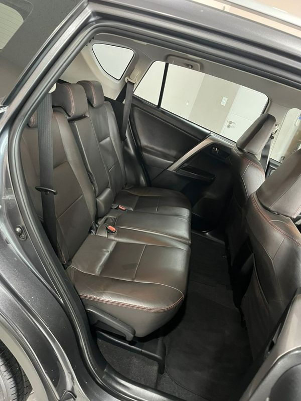 2017-Toyota-RAV4-20-GX-Auto image:6