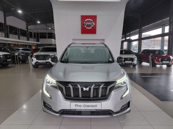 2024-Mahindra-XUV-700-20-AX5-Auto image:1