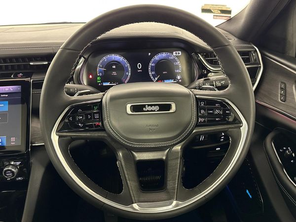 2025-Jeep-Grand-Cherokee-L-36L-Overland image:11