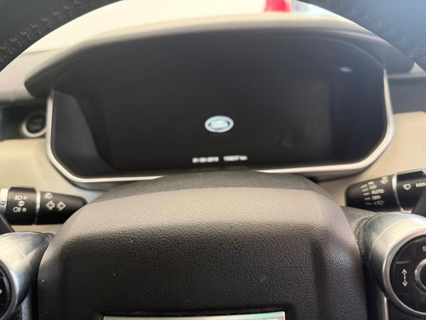 2014-Land-Rover-Range-Rover-Sport-30-SDV6-HSE image:20